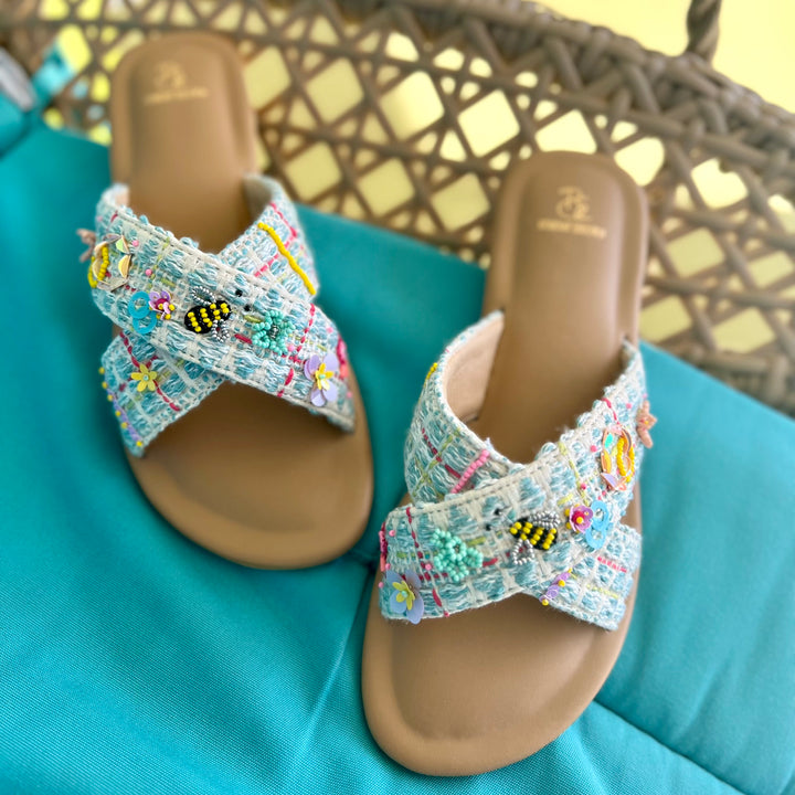 Bee Social Criss Cross Slides