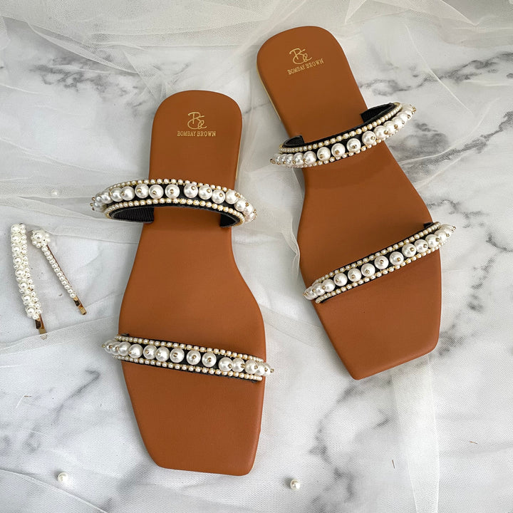 ﻿Elara Pearly tan sliders